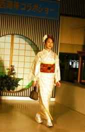日本传统和服美女