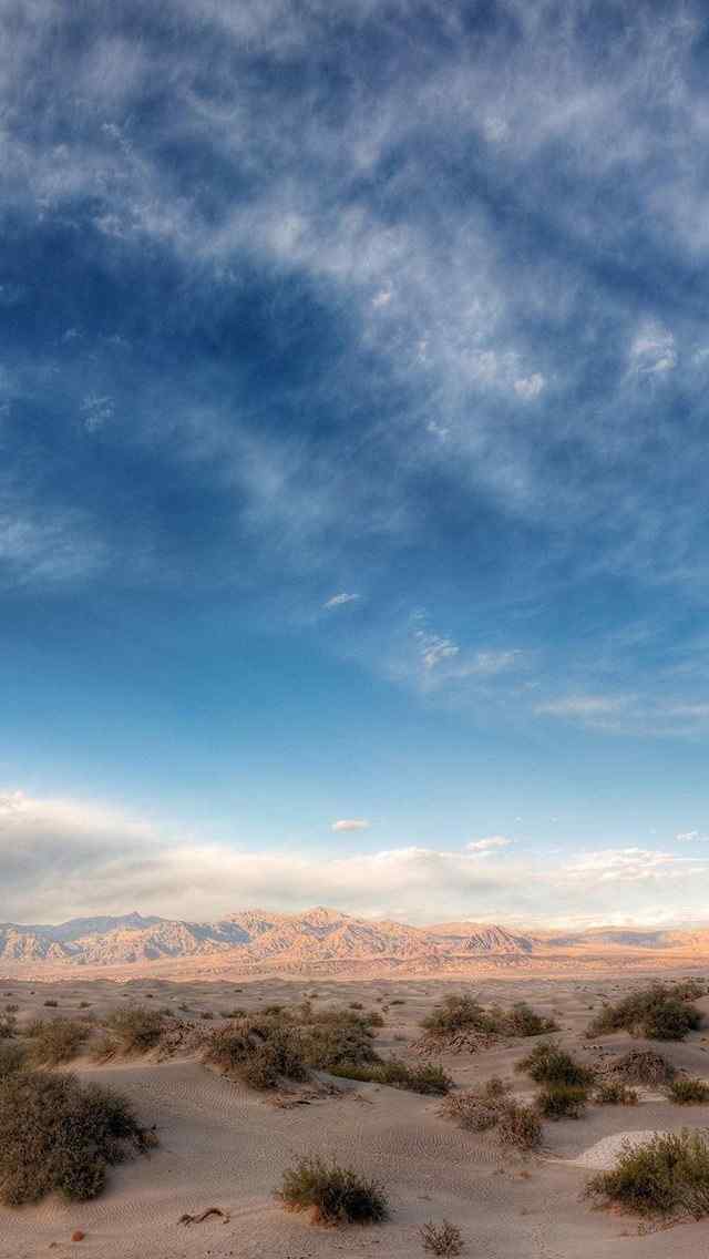 壮阔辽远的高山草原风景iPhone手机壁纸
