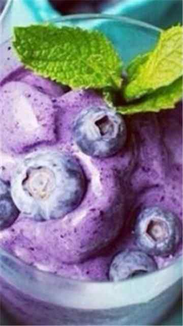 梦幻紫色冰淇淋图片高清手机壁纸