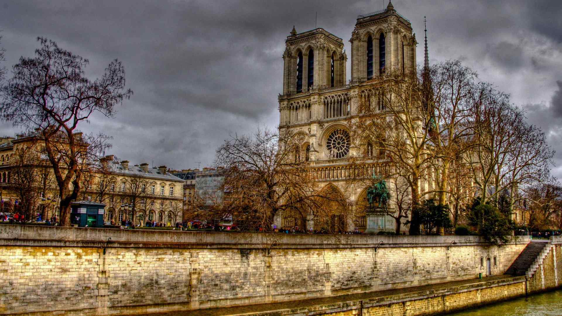 巴黎圣母院大教堂著名建筑高清电脑壁纸