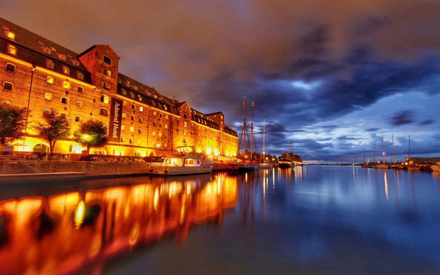 哥本哈根唯美夜景图片桌面壁纸