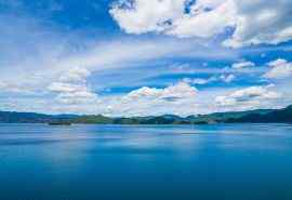泸沽湖里格半岛风景图片电脑桌面壁纸下载