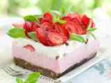 草莓奶油夹心生日