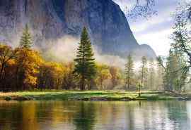 唯美山林风景云杉湖水桌面壁纸