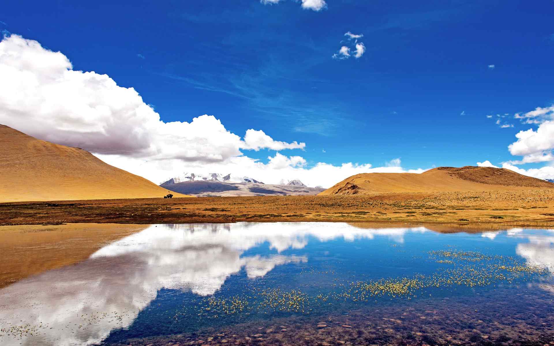 美丽的西藏阿里风景桌面壁纸