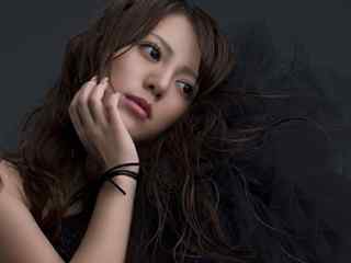 中国藏族女歌手阿