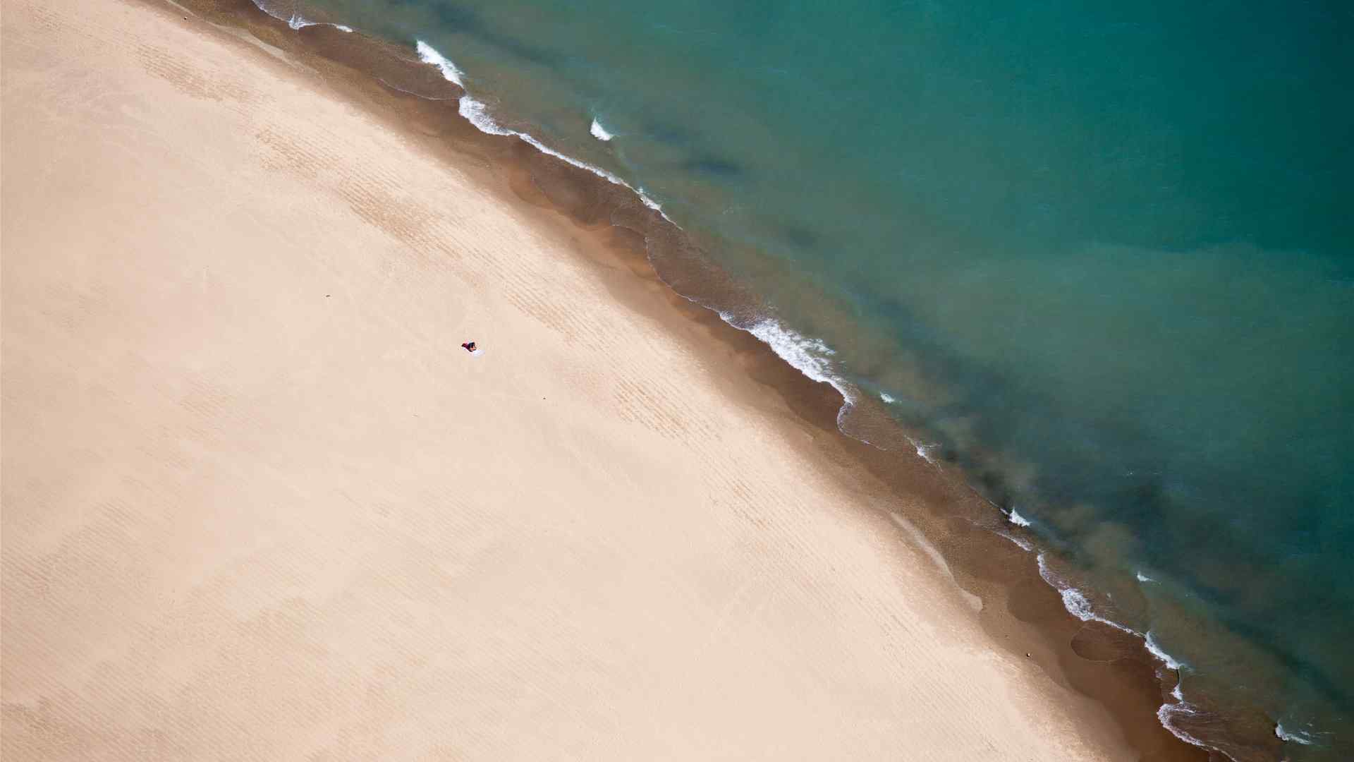 精选海浪沙滩图片风景电脑桌面壁纸