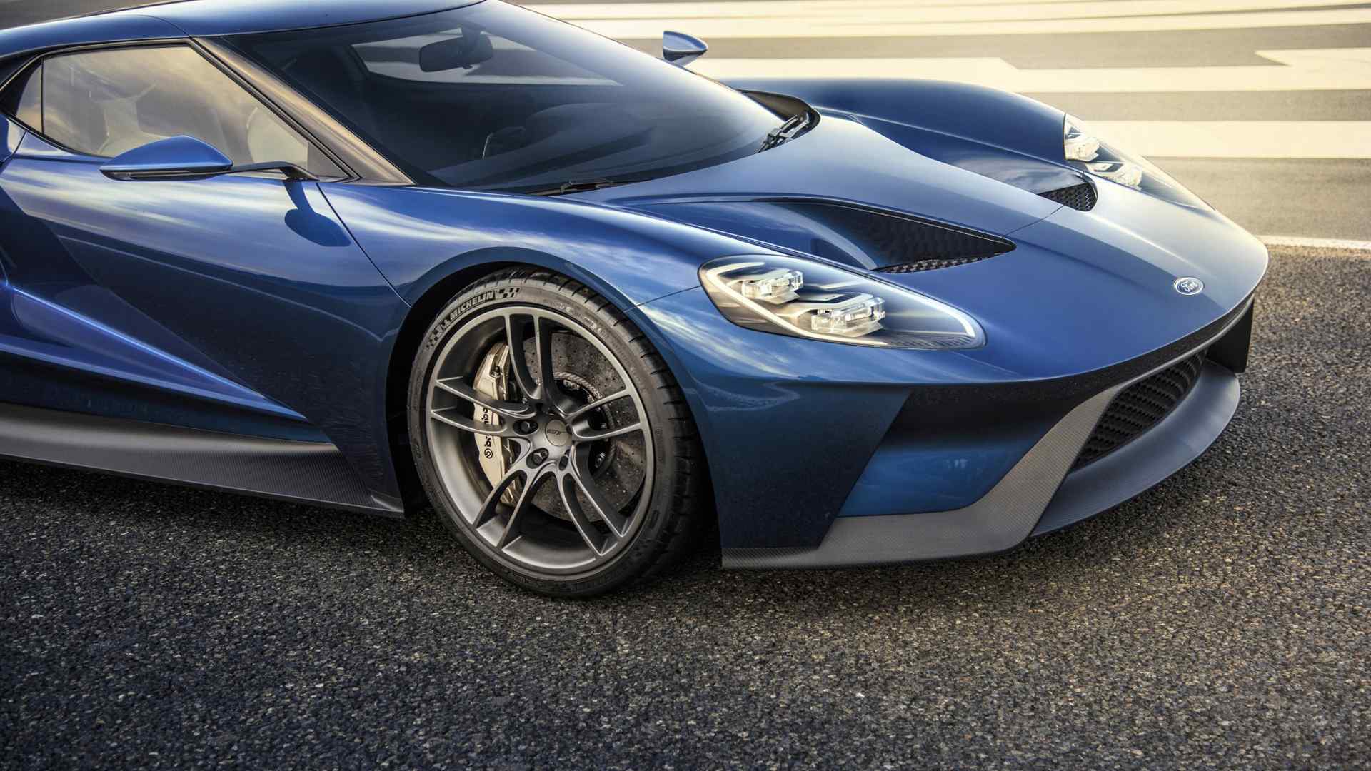 福特GT蓝色炫酷跑车图片桌面壁纸