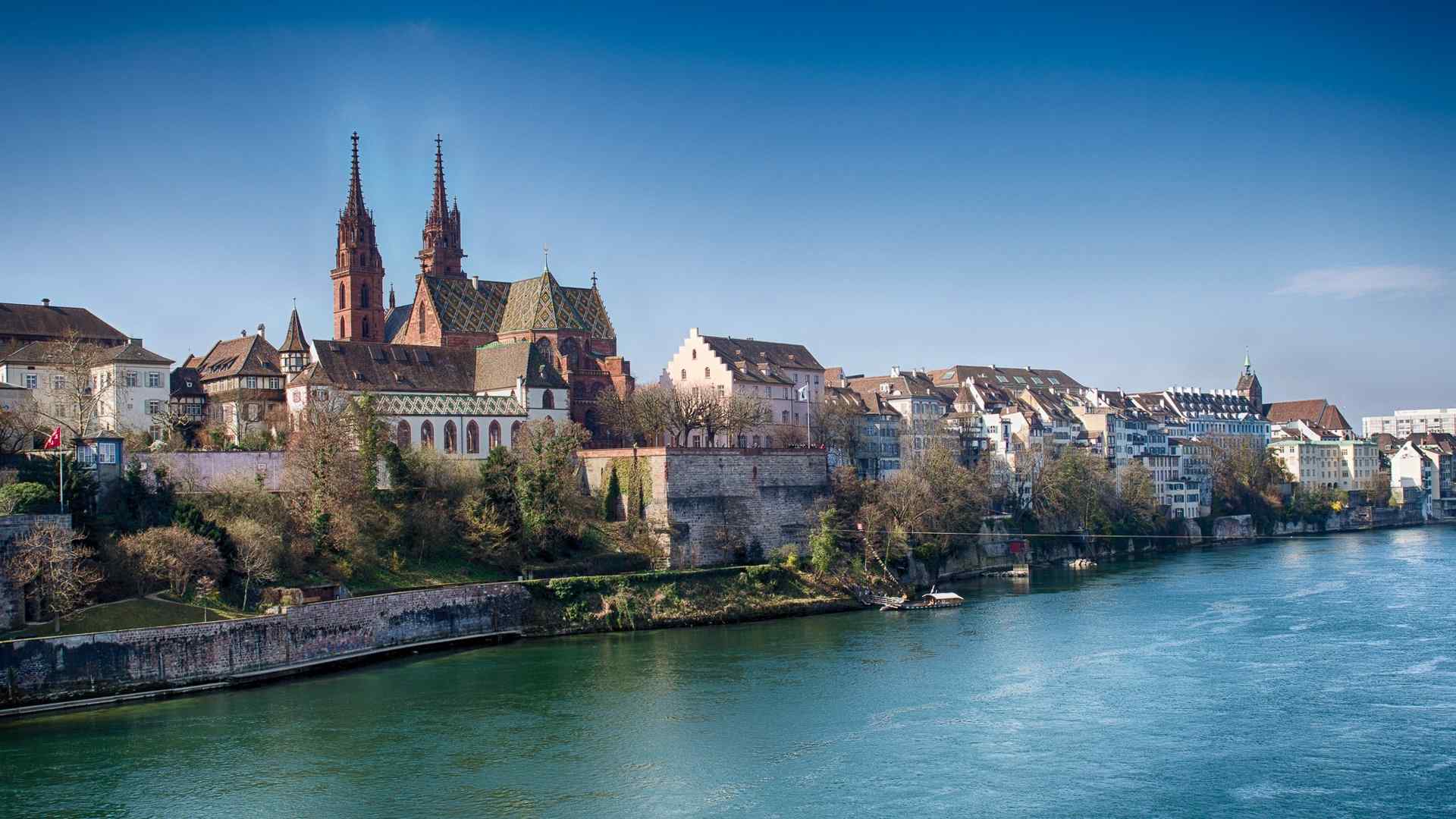 清新的瑞士巴塞尔莱茵河风景图片