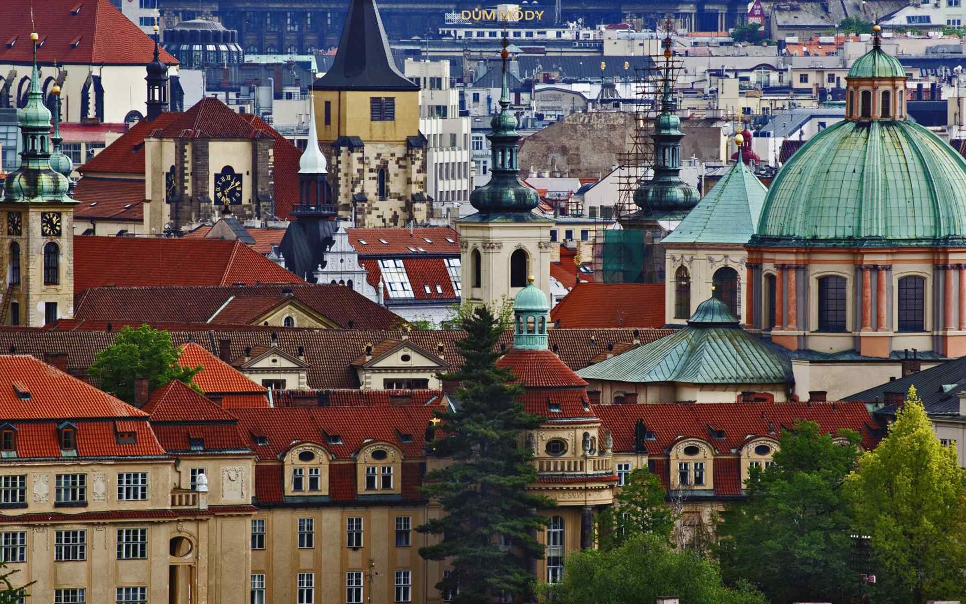 美丽的金色之城布拉格城堡高清风景壁纸
