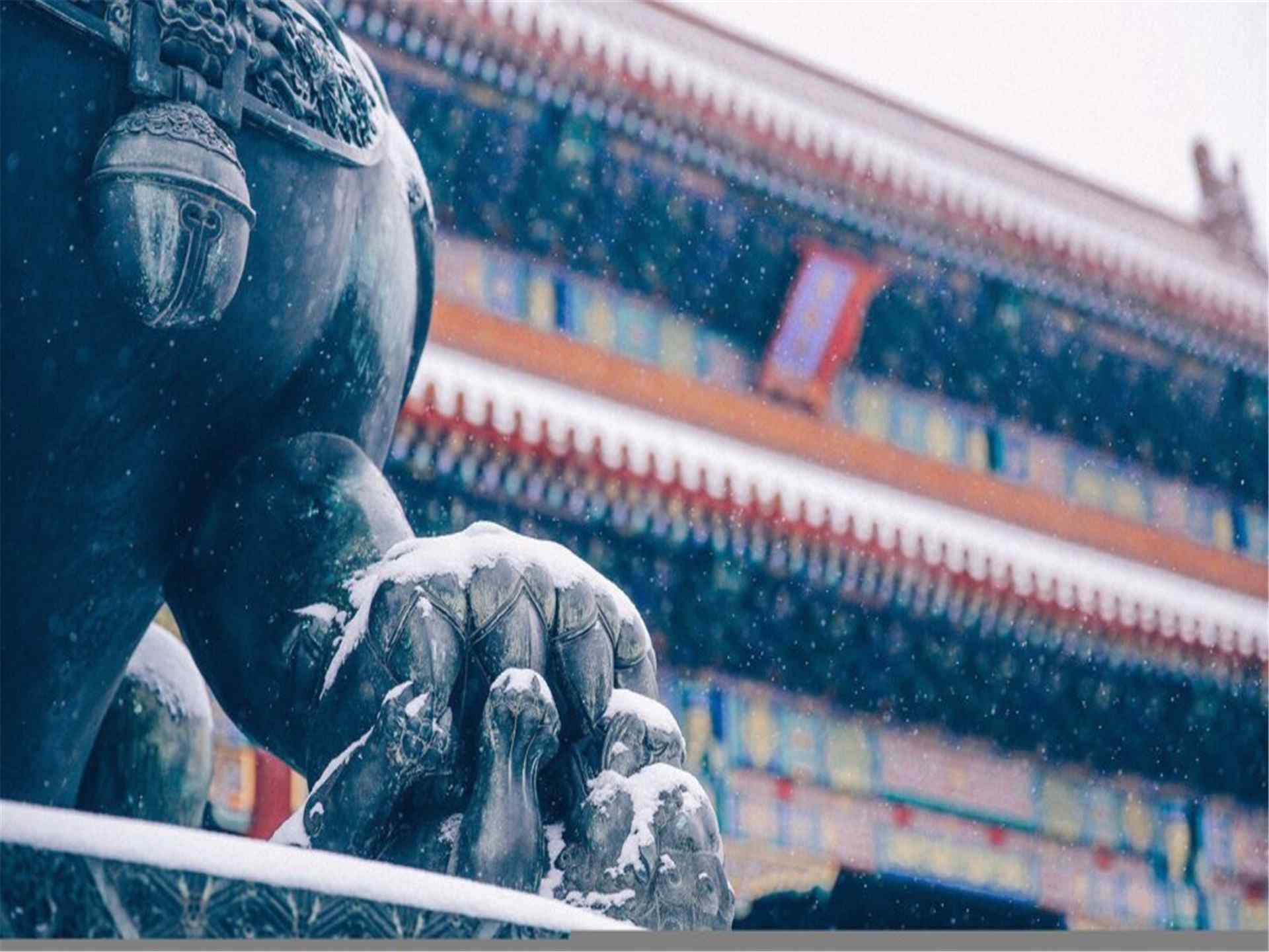 美丽的北京故宫雪景图片桌面壁纸