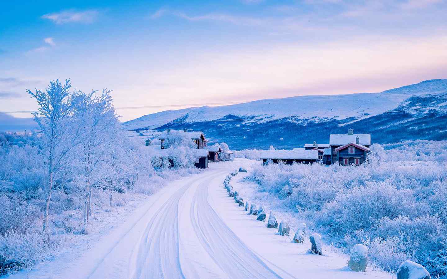 美丽迷人的冬日雪景高清桌面壁纸